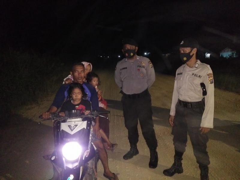 Polsek Teluk Meranti Rutin Lakukan Patroli Dialogis Untuk Ciptakan Situasi kondusif