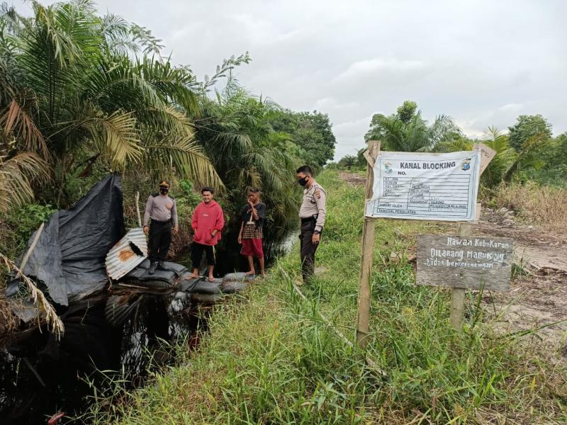 Polsubsektor Pelalawan Giatkan Patroli dan Sosialisasi Cegah Karhutla