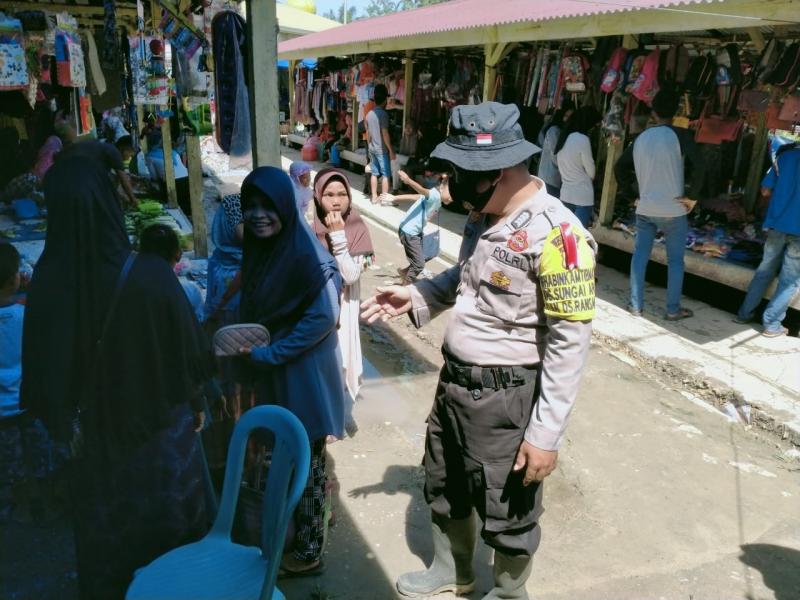 Waspada Covid-19, Polsubsektor Pelalawan Gencar Sosialisasikan AKB ke Masyarakat