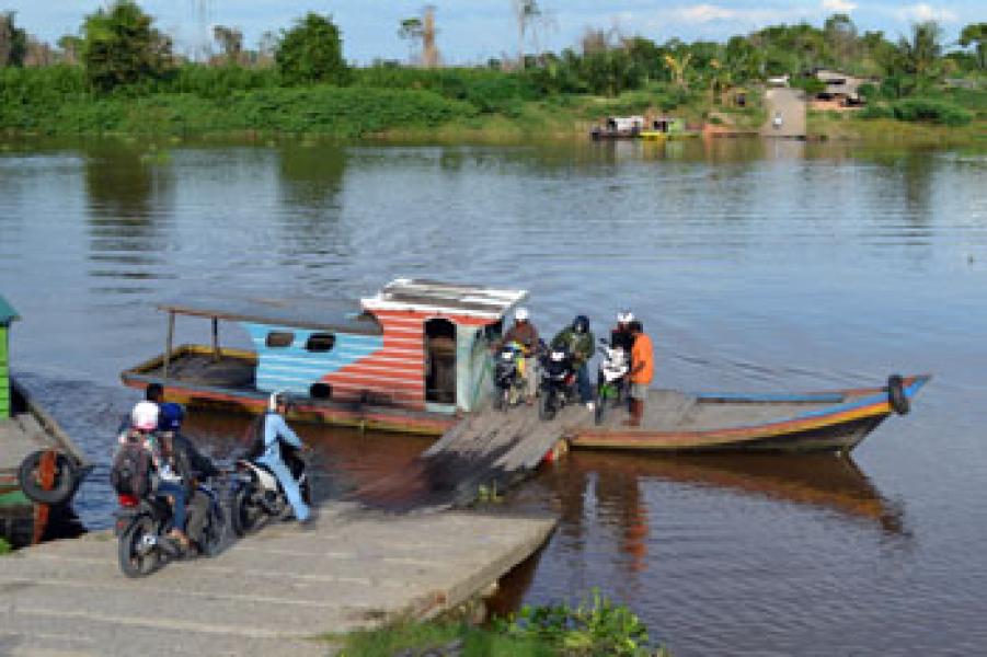 2015 Pusat Bangun Jembatan Ujung Tanjung