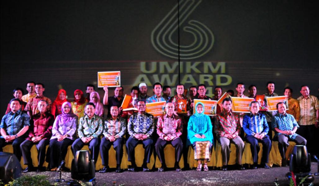 BRK Gelar Malam Puncak Anugerah UMKM Award 2014