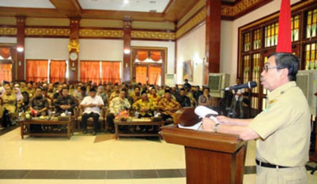 Bupati Imbau Masyarakat Do`akan Pemimpin