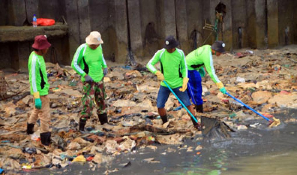 DKP Kepulauan Meranti Gelar Bersih Pantai dan Laut