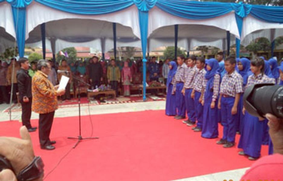 Deputi KSPK BKKBN & Wako Pekanbaru Resmikan Dua Program