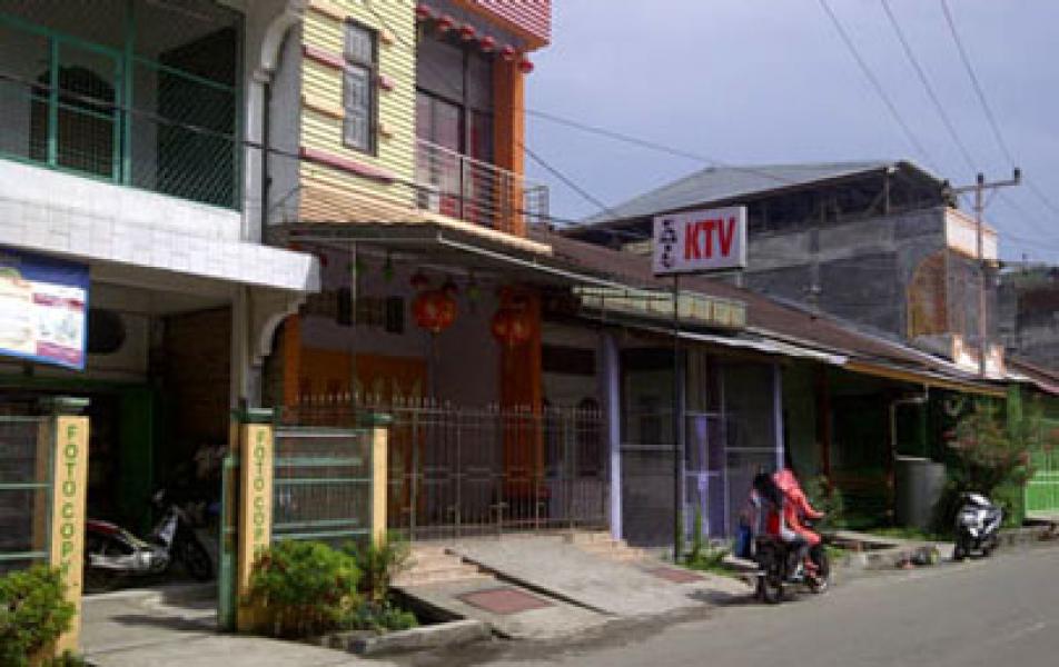 Disbudparpora Rohil Akan Tinjau Ulang Izin KTV Famili Karaoke