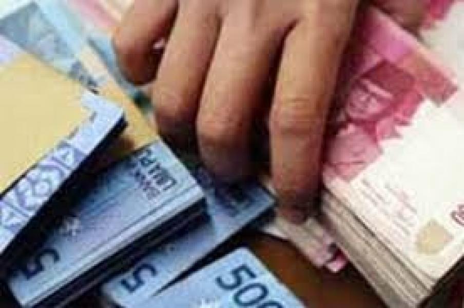 Ditinggal Beli Obat, Uang Rp 190 Juta Dalam Mobil Raib