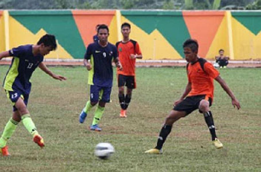 Final Sepak bola Antara Inhil-Inhu Nyaris Ricuh
