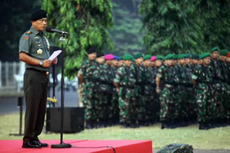 Panglima TNI Pimpin Apel Pengamanan Presiden RI  
