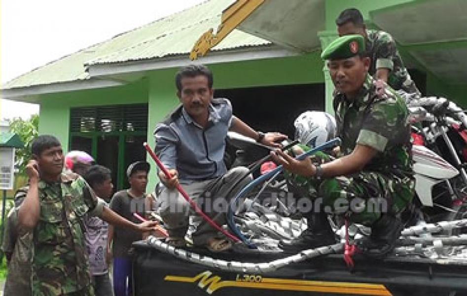 Pelaku Kabur, TNI Amankan 2 Sepeda Motor dan 500kg Kabel Tembaga