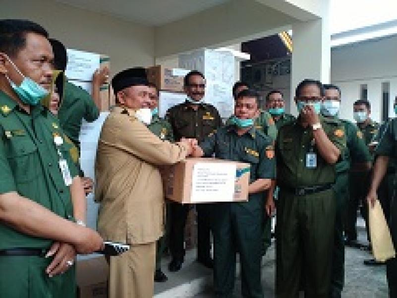 Asap Kembali Selimuti Pekanbaru, Disdik Pekanbaru Bagikan 80 Ribu Masker