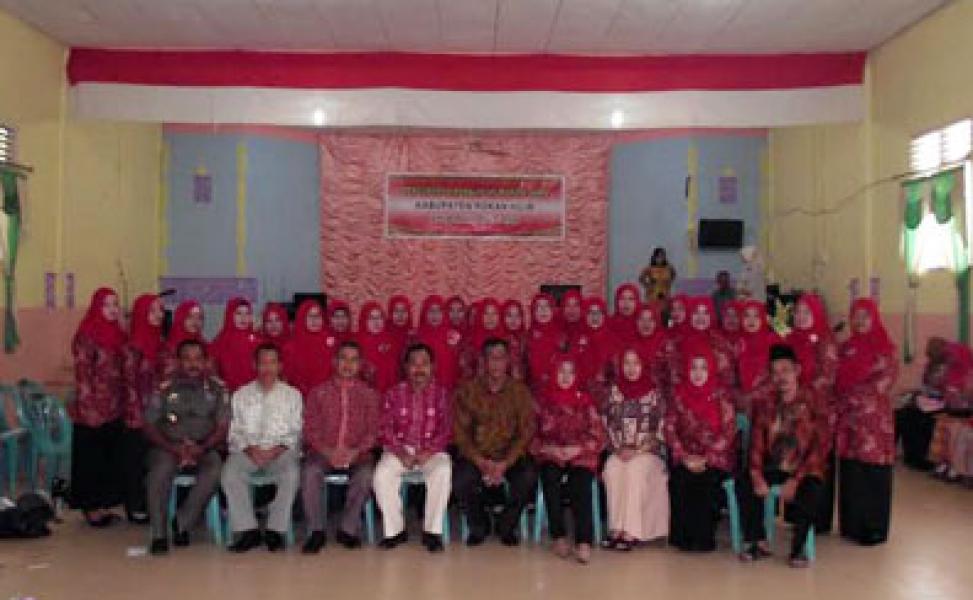 Bupati Rohil Kukuhkan Persatuan Wanita Suku Jawa