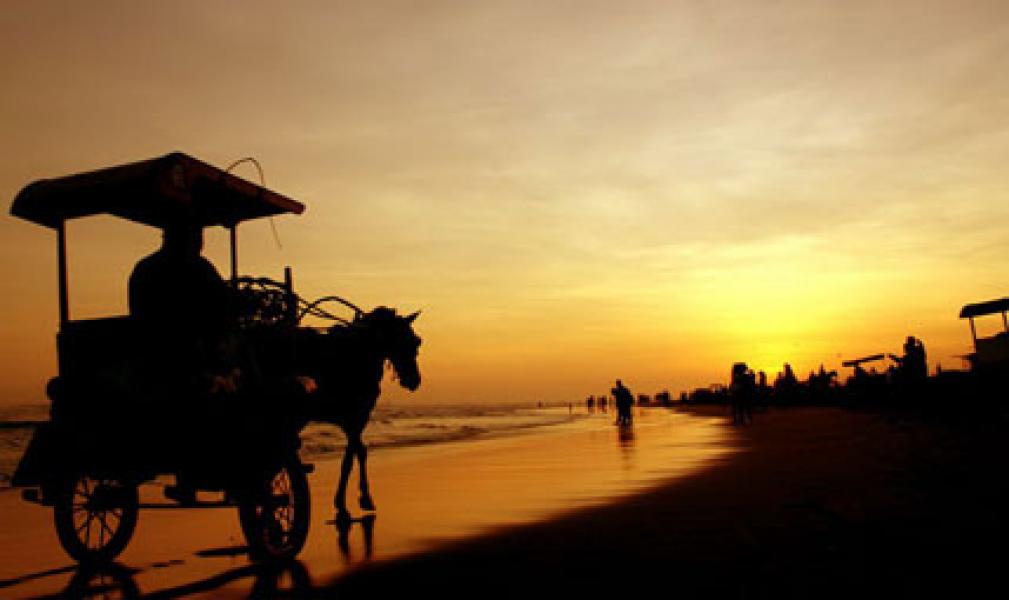 Kisah Mistis Nania `Idol` di Parangtritis