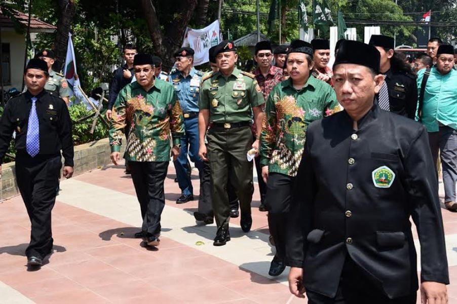 Panglima TNI: Kekuatan TNI adalah Bersama Rakyat, Ulama dan Santri