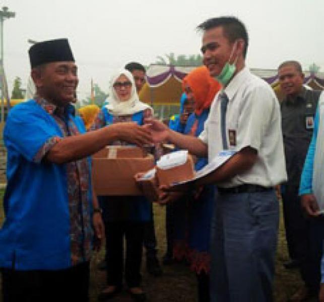 Peringatan HKN, Bupati Minta Orang Tua Bangun Komunikasi Dengan Anak