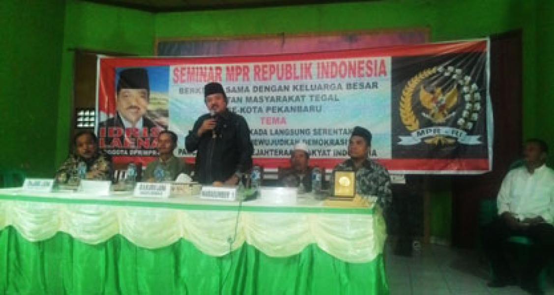 Serap Aspirasi Warga, Idris Laena Gelar Seminar Penguatan Sistem Ketatanegaraan