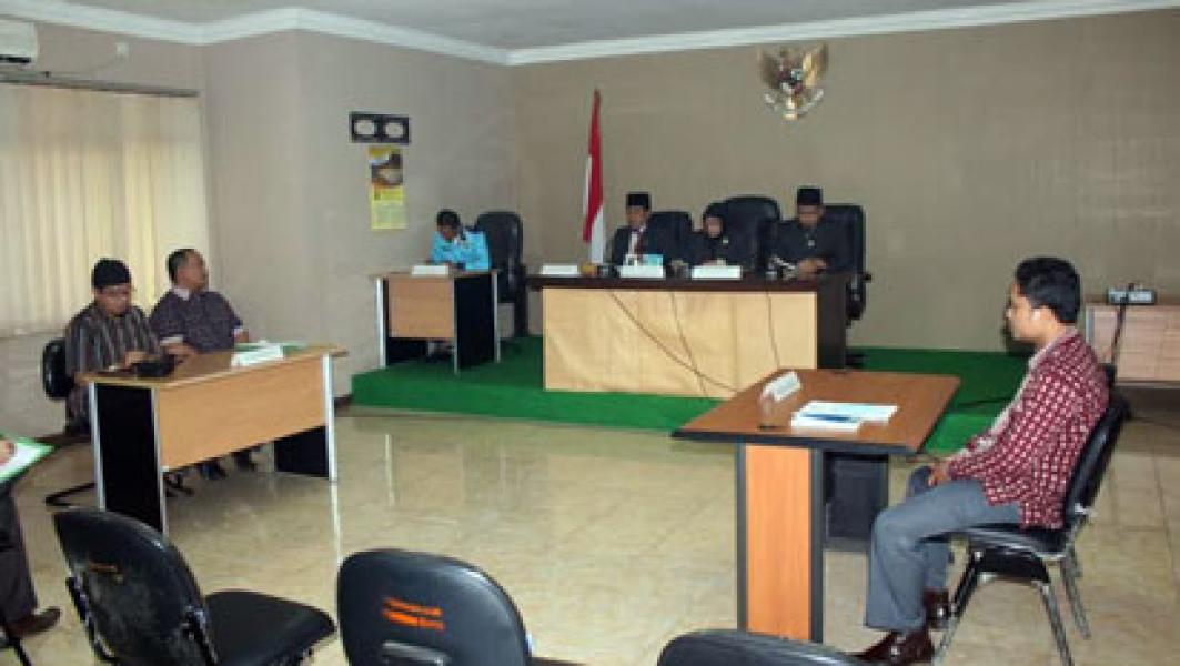 Sidang Atas `Ketidakpatuhan` Dispenda Dumai Terhadap UU KIP
