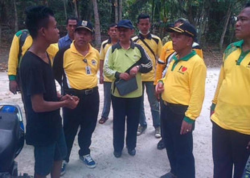 Sudah 23 Warga Desa Langkan Terjangkit DBD, Bupati Lakukan Fogging