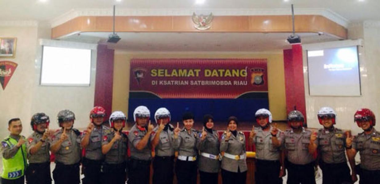 Unit Dikyasa Sat Lantas Berikan Penyuluhan Ke Personil Brimobda Riau
