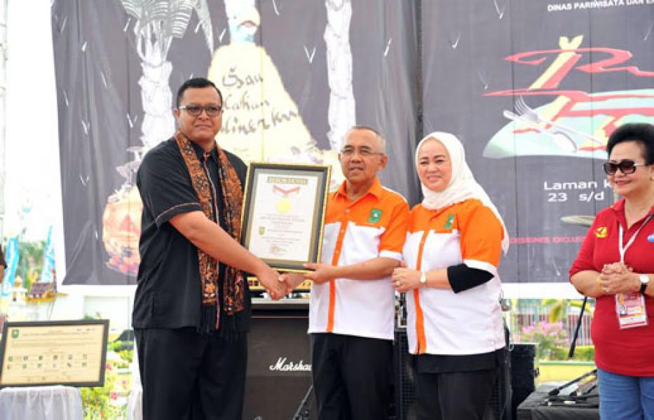 Sagu Riau Menyapa Dunia Pecahkan Rekor MURI