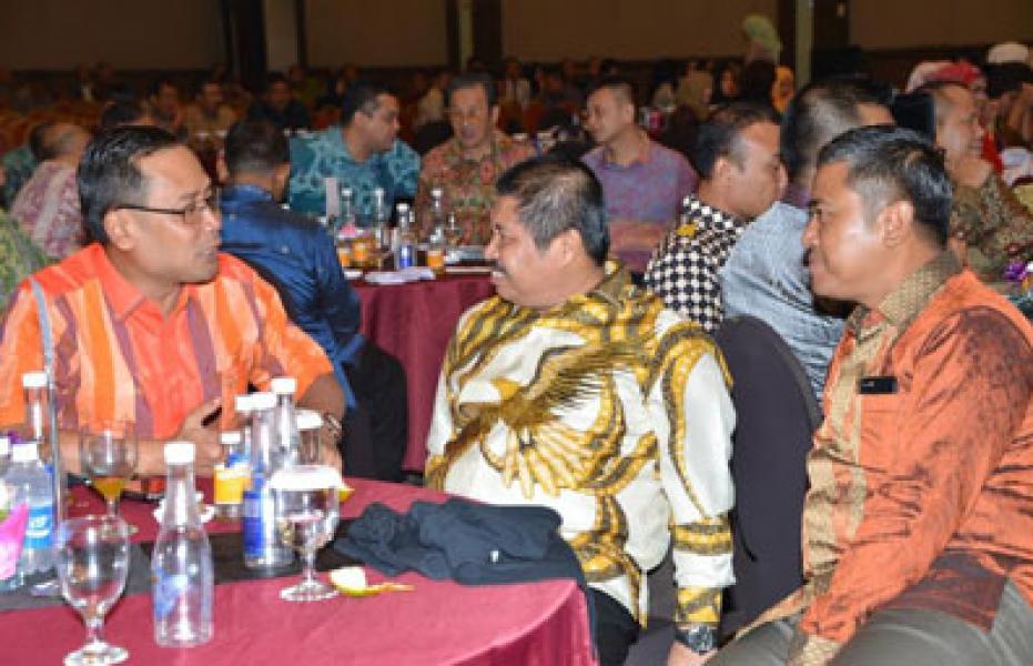 Bupati Amril Hadiri Kenal Pamit Kapolda Riau
