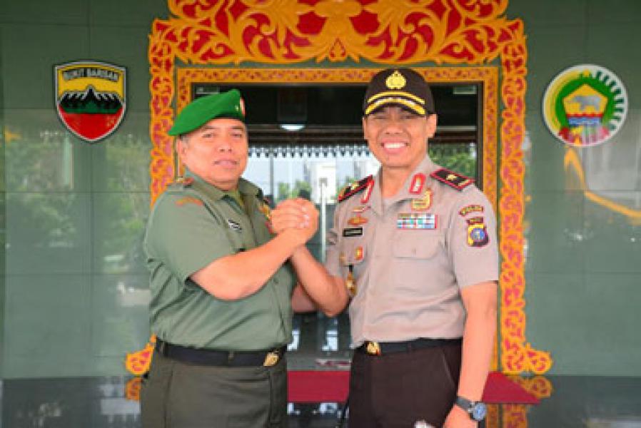 Danrem 031/WB Sambut Baik Kunjungan Kapolda Riau di Makorem 031/Wirabima