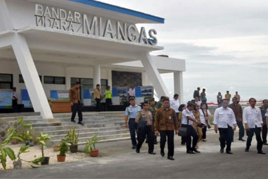 Jokowi: Pembangunan Pulau Terluar Sangat Strategis Untuk Pertahanan Dan Keamanan