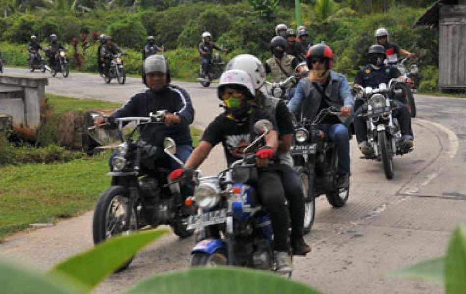 KASMOT Bengkalis Gelar Event Classic Bike Day 2016 Se Sumatera