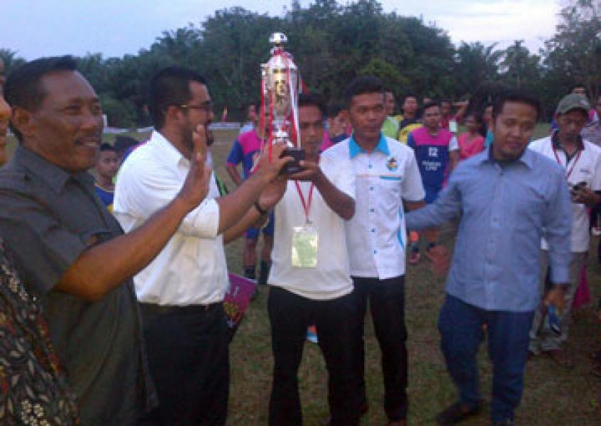 KNPI Kampar Taja Turnamen Sepakbola Antar Desa Se Kecamatan Gunung Sahilan