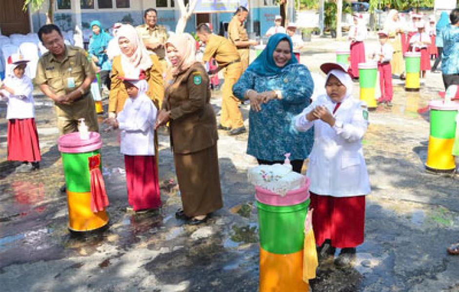 Kasmarni Amril: Jadikan Cuci Tangan Pakai Sabun Kebiasaan dan Gaya Hidup Masyarakat