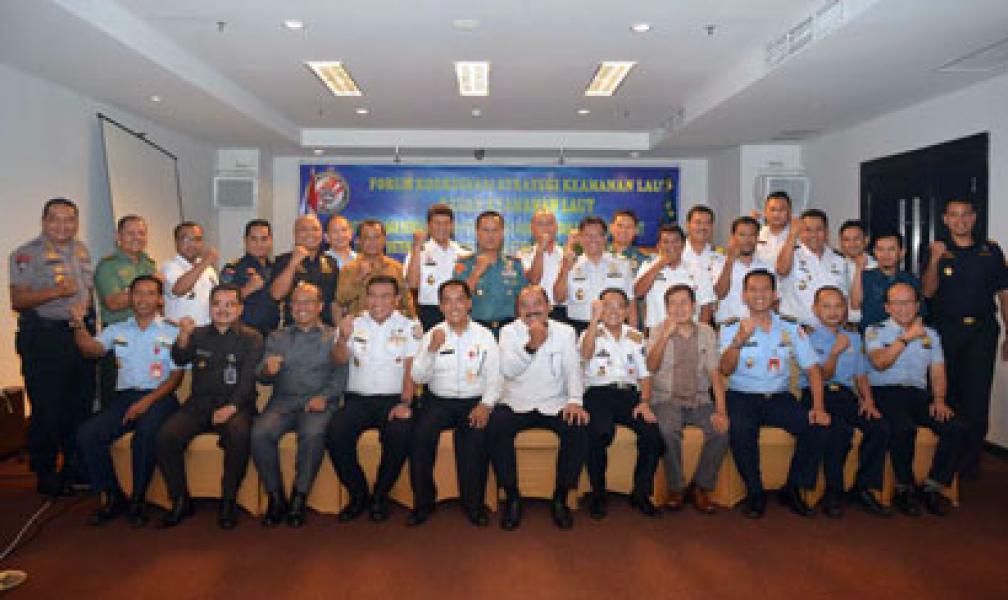 Kepala Bakamla RI Buka Forkor Evaluasi Strategi Keamanan Laut di Makassar