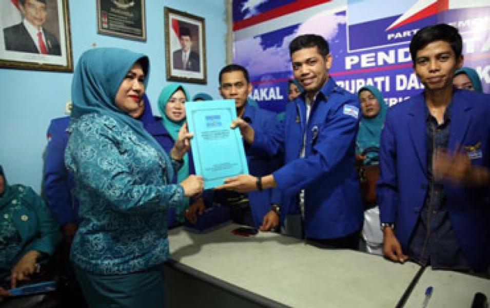 Ketua LIRA Kampar; Eva Yuliana Sosok Ibu Pemberani