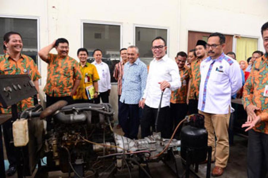Pengawas Tenaga Kerja di Riau Kurang, Menakertrans Janji Ditambah Secara Bertahap