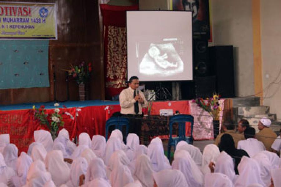 SMAN 1 Kepenuhan Taja Kegiatan Rohis di Gedung Pertemuan Kota Tengah