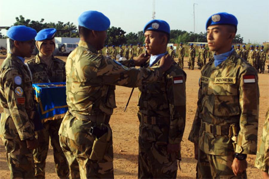 122 Prajurit Indobatt-03 Naik Pangkat di Afrika