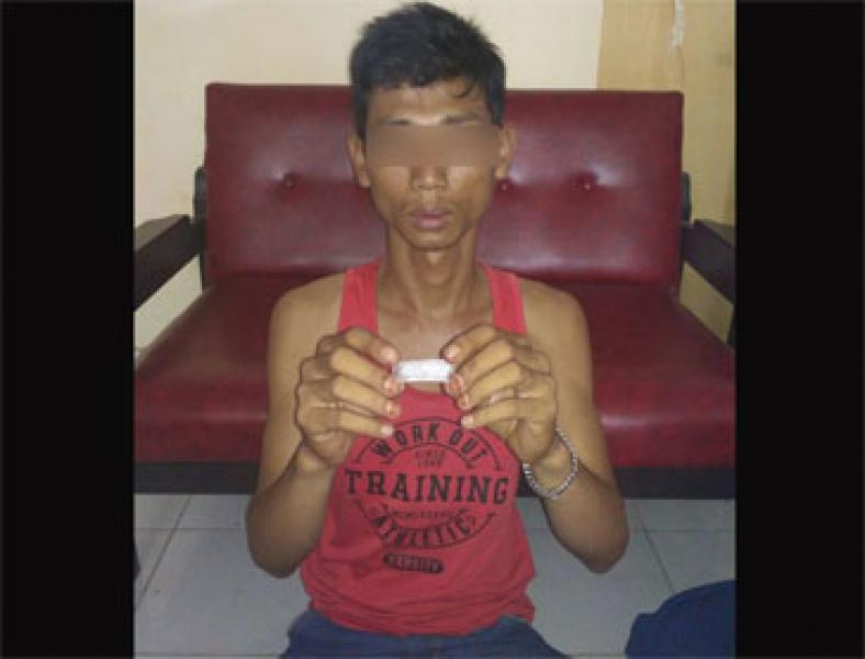 Buang BB Sabu Ke Pinggir Jalan, Petani Rupat Diamankan Polisi