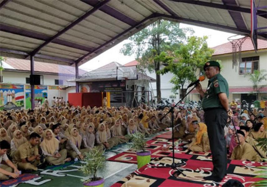 Danrem 031/WB: Hormati Orang Tua Dan Guru Agar Tercapai Cita-Cita Mu