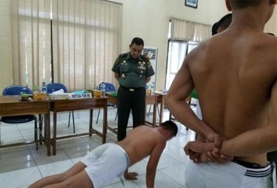 Danrem 031/WB Pimpin Sidang Parade Penerimaan Calon Tamtama
