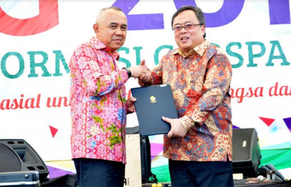 Gubri Terima Surat Rekomendasi Penyusunan Peta RTRW Tahun 2017-2037 dari Badan Informasi Geospasial