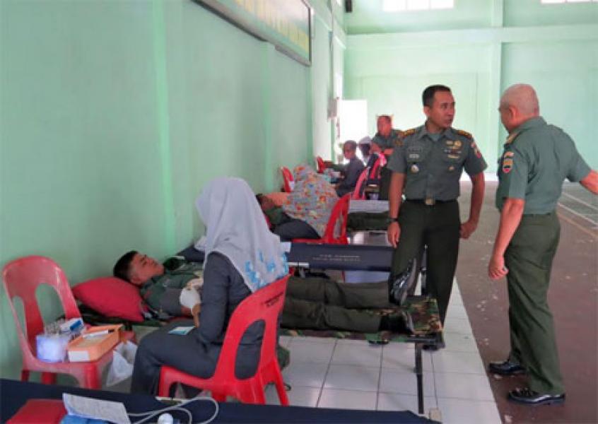 Kodim 0313/Kpr Gelar Bakti Sosial Donor Darah Dalam Rangka HUT TNI Ke-72