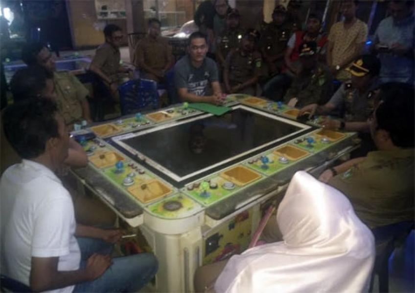 Ngotot Beroperasi, Gelper Membandel Ditutup Paksa