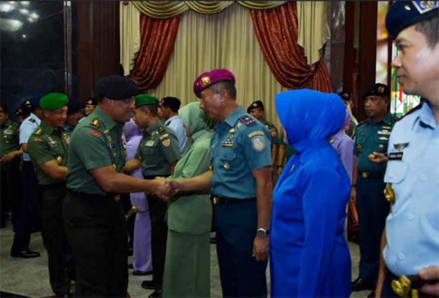 Panglima TNI Melantik Kenaikan Pangkat 8 Pati TNI