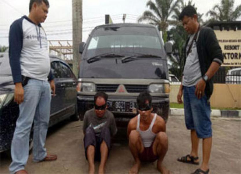 Polisi Ringkus Dua Pencuri Mobil Pick-up di Jalan Lintas Kandis Duri