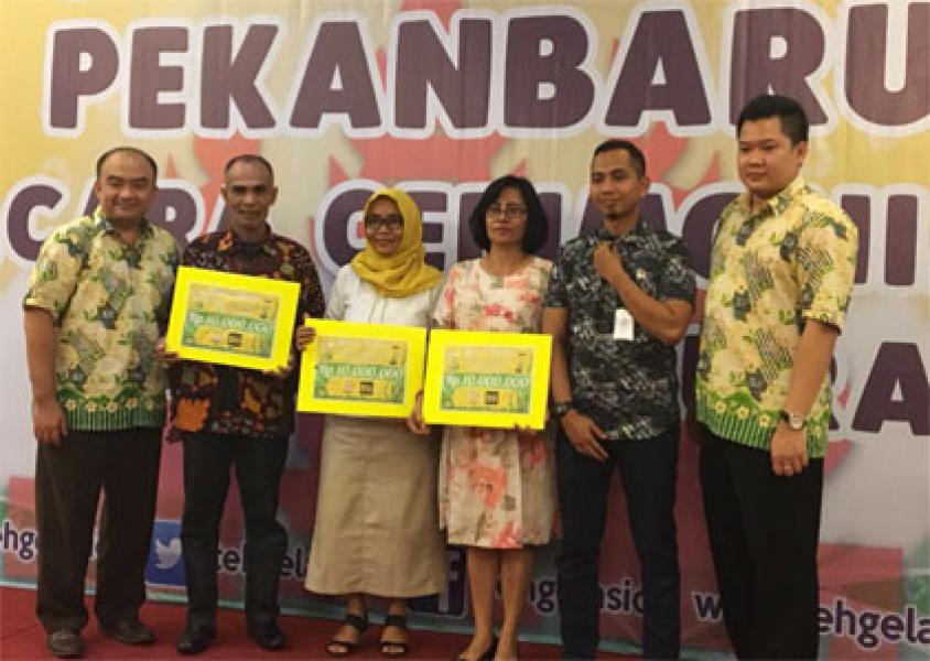 Wujudkan Semangat Cinta Lingkungan, Teh Gelas Adakan Lomba Gapura Hias