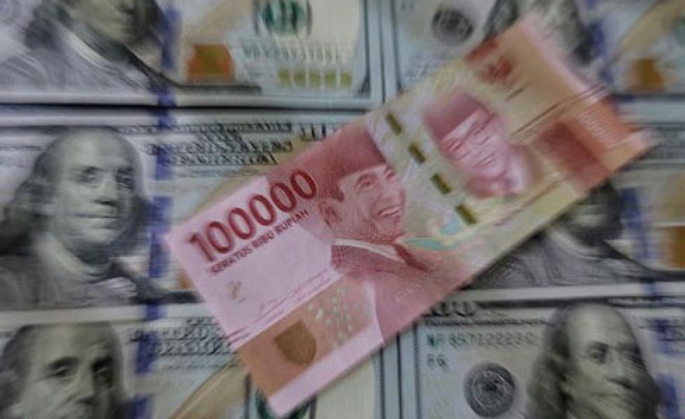 Dolar AS Tembus Rp15 Ribu