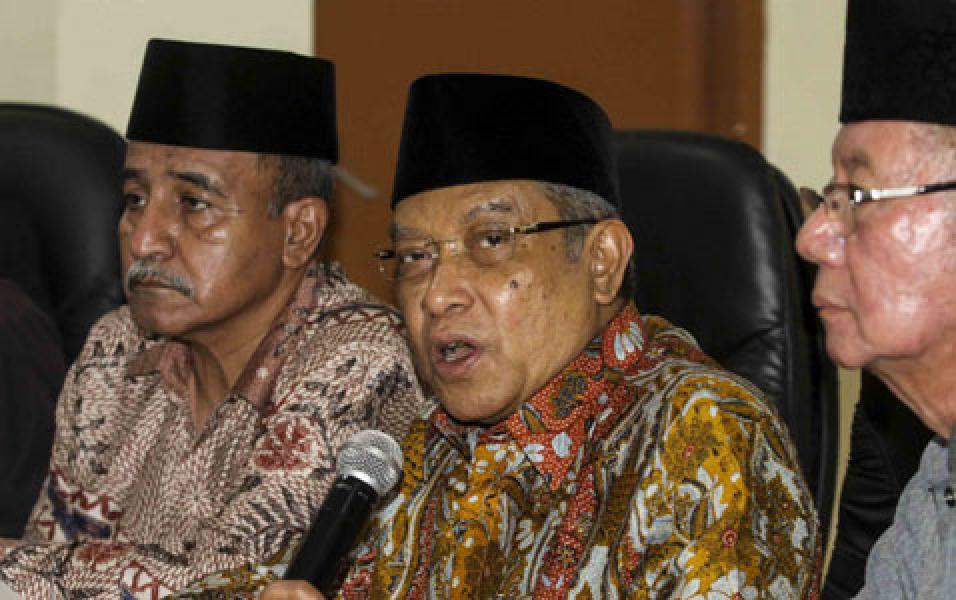 Insiden Pembakaran Bendera, Novel Bamukmin Sindir Said Aqil