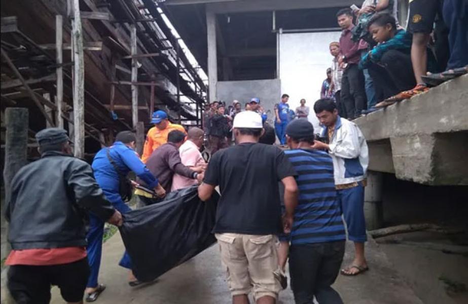Kapal Nelayan Tenggelam di Perairan Pulau Halang Rohil, 3 Tewas 1 Hilang