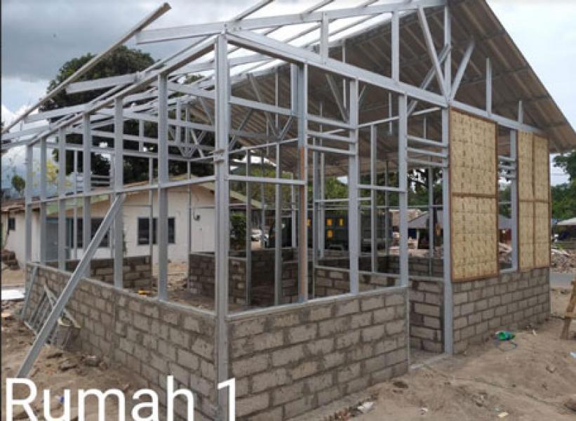 Ketua Umum Dharma Pertiwi Bantu Rumah Huntara Untuk Korban Gempa Lombok