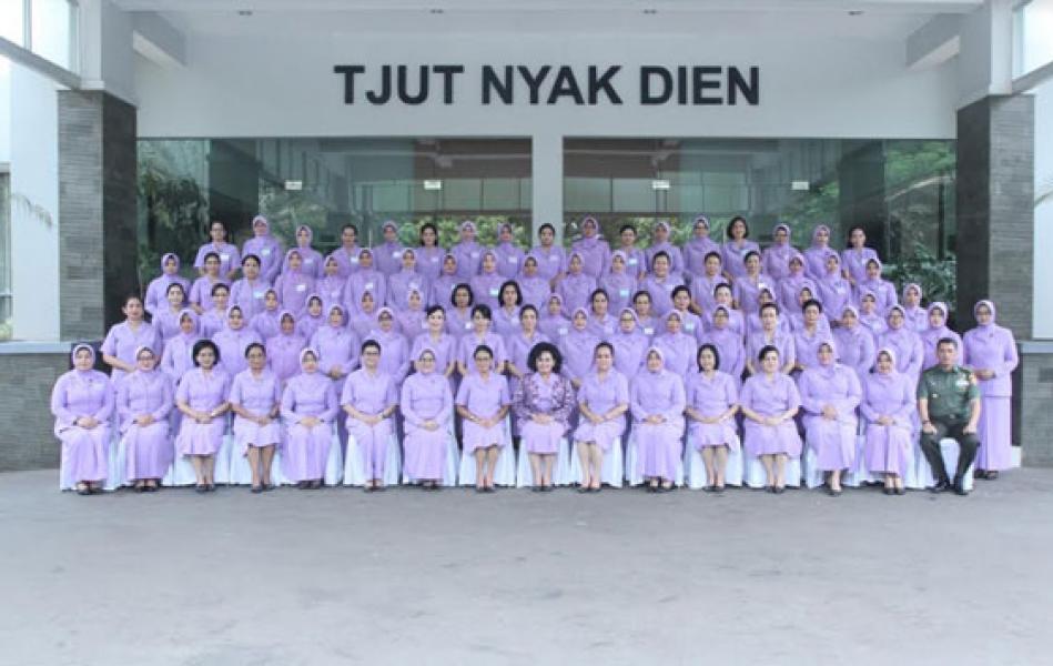 Ketua Umum Dharma Pertiwi Beri Pembekalan kepada Istri Calon Athan