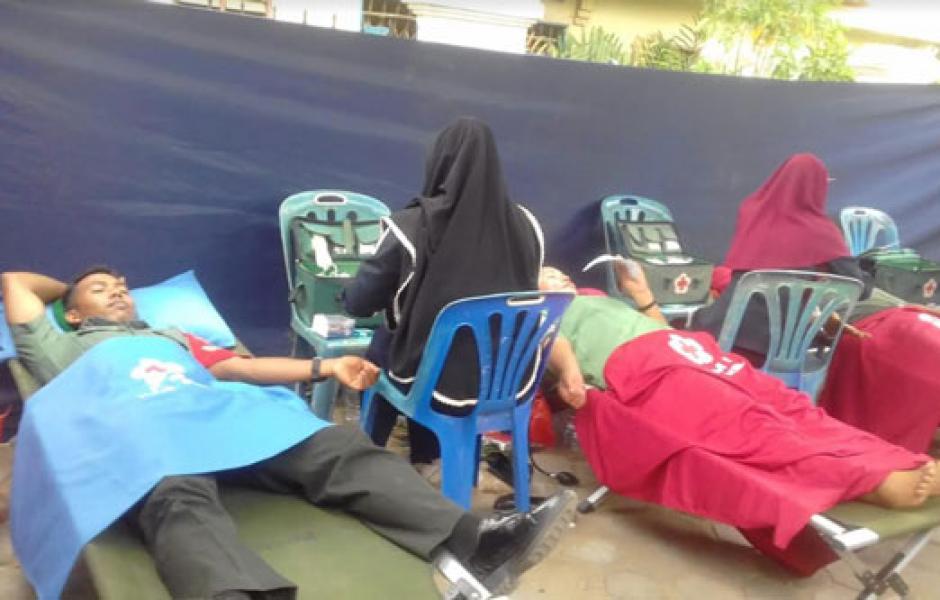 Koramil 07/Reteh Gelar Donor Darah Di HUT TNI Ke-73