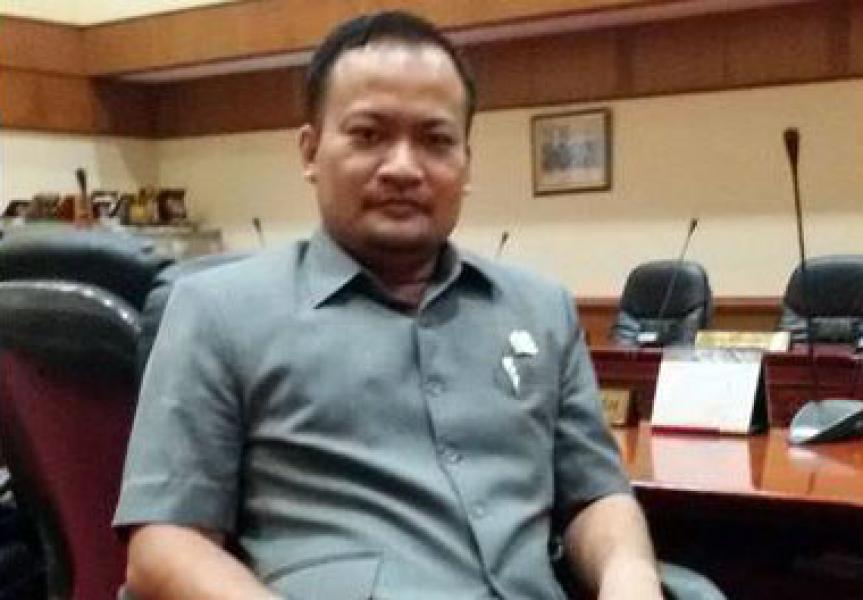 Nurzaman Tak Mutlak Gantikan Posisi Hardiyanto di DPRD Riau